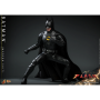 Фигурка Бэтмен Modern Suit 1/6 из фильма Флэш 2023