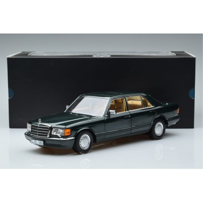 Масштабная модель Mercedes 560 SEL W126 1985 Dark Green Metallic Norev 1/18