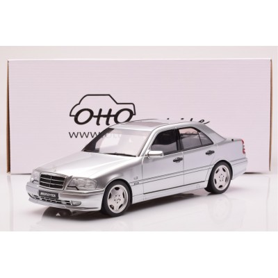 Масштабна модель Mercedes C36 AMG W202 1990 Silver Otto 1/18