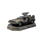 Масштабна модель DeLorean з фільму Назад у майбутнє