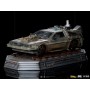 Масштабная модель DeLorean из фильма Назад в будущее 3