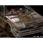 Масштабная модель DeLorean из фильма Назад в будущее 3