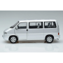 Масштабна модель VW Volkswagen T4b Transporter Caravelle Minibus 2002 Schuco 1/18