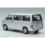 Масштабна модель VW Volkswagen T4b Transporter Caravelle Minibus 2002 Schuco 1/18