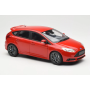 Масштабна модель Ford Focus ST Red Minichamps 1/18