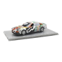 Масштабна модель BMW 850 CSi E31 Art Car David Hockney Revell 1/18