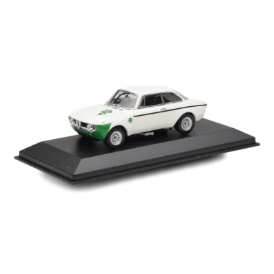 Масштабна модель Alfa Romeo Giulia 1300 GTA Junior White Minichamps 1/43