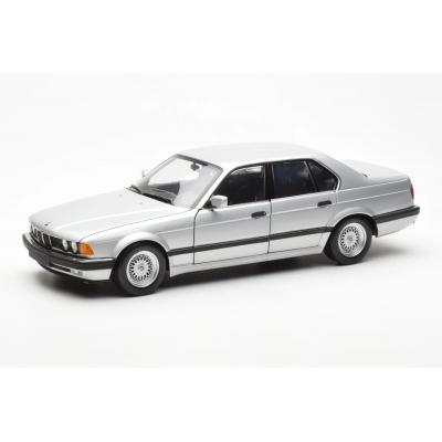 Масштабна модель BMW 730i E32 Silver Minichamps 1/18