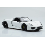 Масштабна модель Porsche 918 Spyder Weissach Package White With Black Wheels Minichamps 1/18