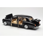 Масштабна модель Rolls Royce Phantom VI EWB Black Kyosho 1/18