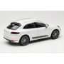 Масштабна модель Porsche Macan Turbo White Minichamps 1/18