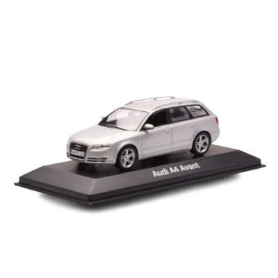 Масштабна модель Audi A4 B7 Avant 2007 Silver Minichamps 1/43