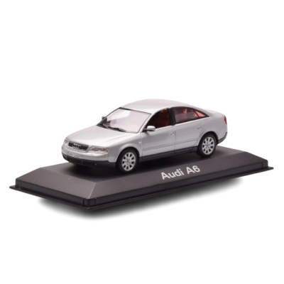 Масштабна модель Audi A6 C5 Sedan 1998 Silver Metallic Minichamps 1/43