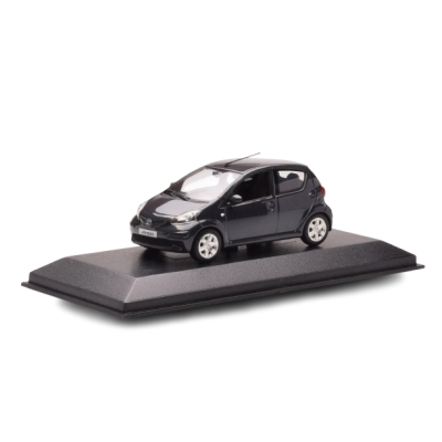 Масштабна модель Toyota Aygo 2005 Black Minichamps 1/43