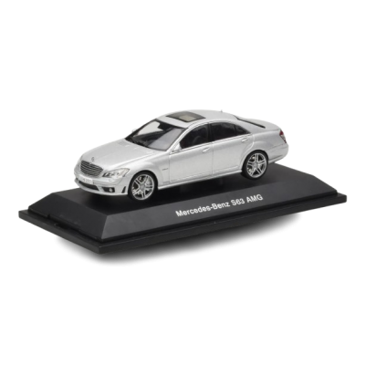 Масштабна модель Mercedes S63 AMG W221 Silver AUTOart 1/43