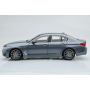 Масштабна модель BMW 5 G30 530i 2018 Grey Dealer Edition Minichamps 1/18