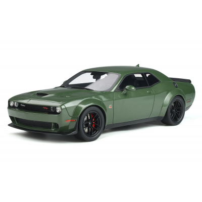 Масштабна модель Dodge Challenger R/T SCAT Pack Widebody Green GT Spirit 1/18