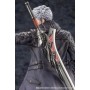 Фигурка Неро из игры Devil May Cry 5