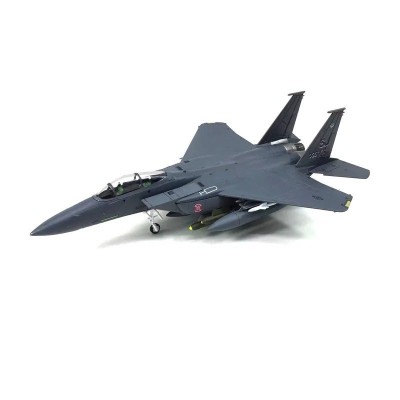 Масштабна модель F-15E Strike Eagle