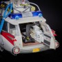 Масштабная модель Ecto-1 из фильма Охотники за привидениями: Наследники